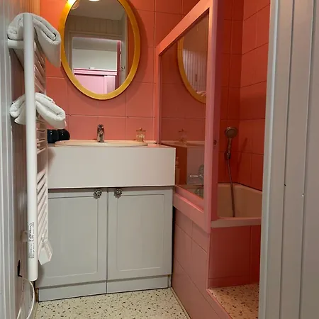 La Bonbonniere Centre - Thermes - Netflix Apartment *