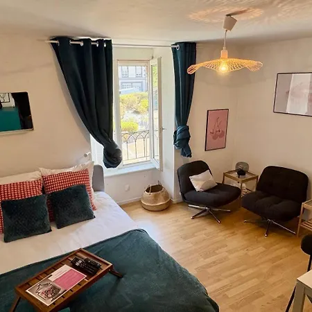 La Bonbonniere Centre - Thermes - Netflix Apartment *